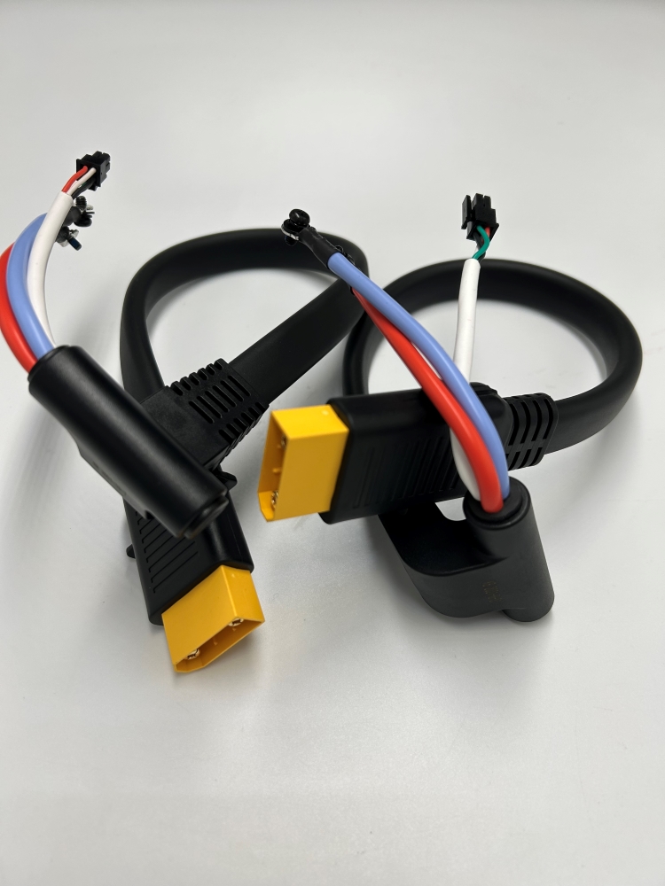 شحن بطارية مناسبة لـ DJI بدون  - مراجعة Drone Battery Adapter وسعره